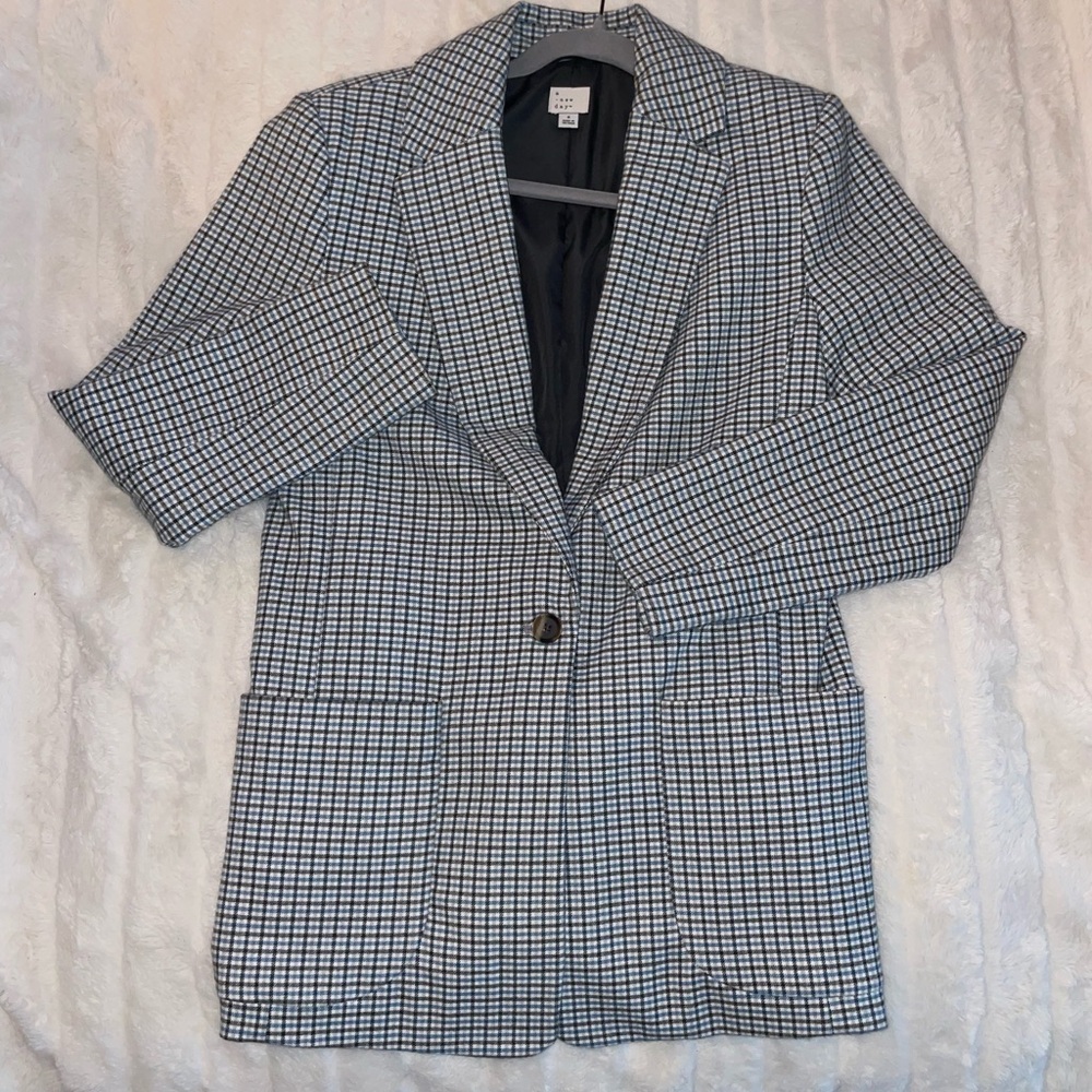Women’s Checkered Blazer